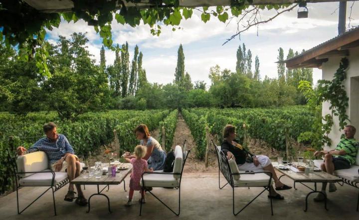 FINCA-ADALGISA-WINE-LOUNGE-TERRACE