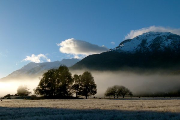 2-Pata-Farm-Futaleufu-River-2-600x400